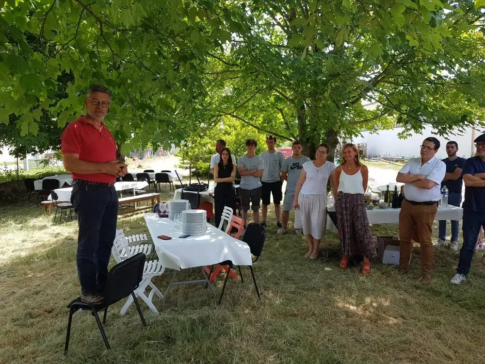 62b307fb00764_images_medium